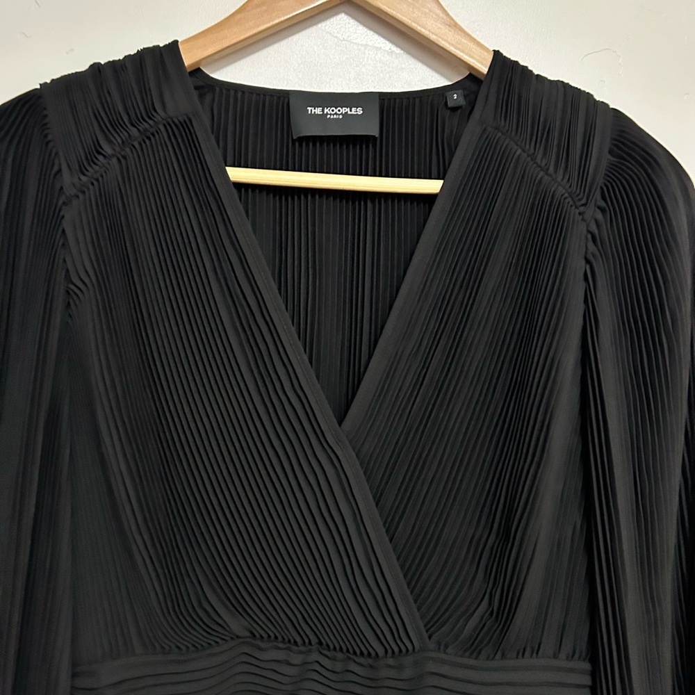 The Kooples black blouse size 2 accordion material - Picture 3 of 8